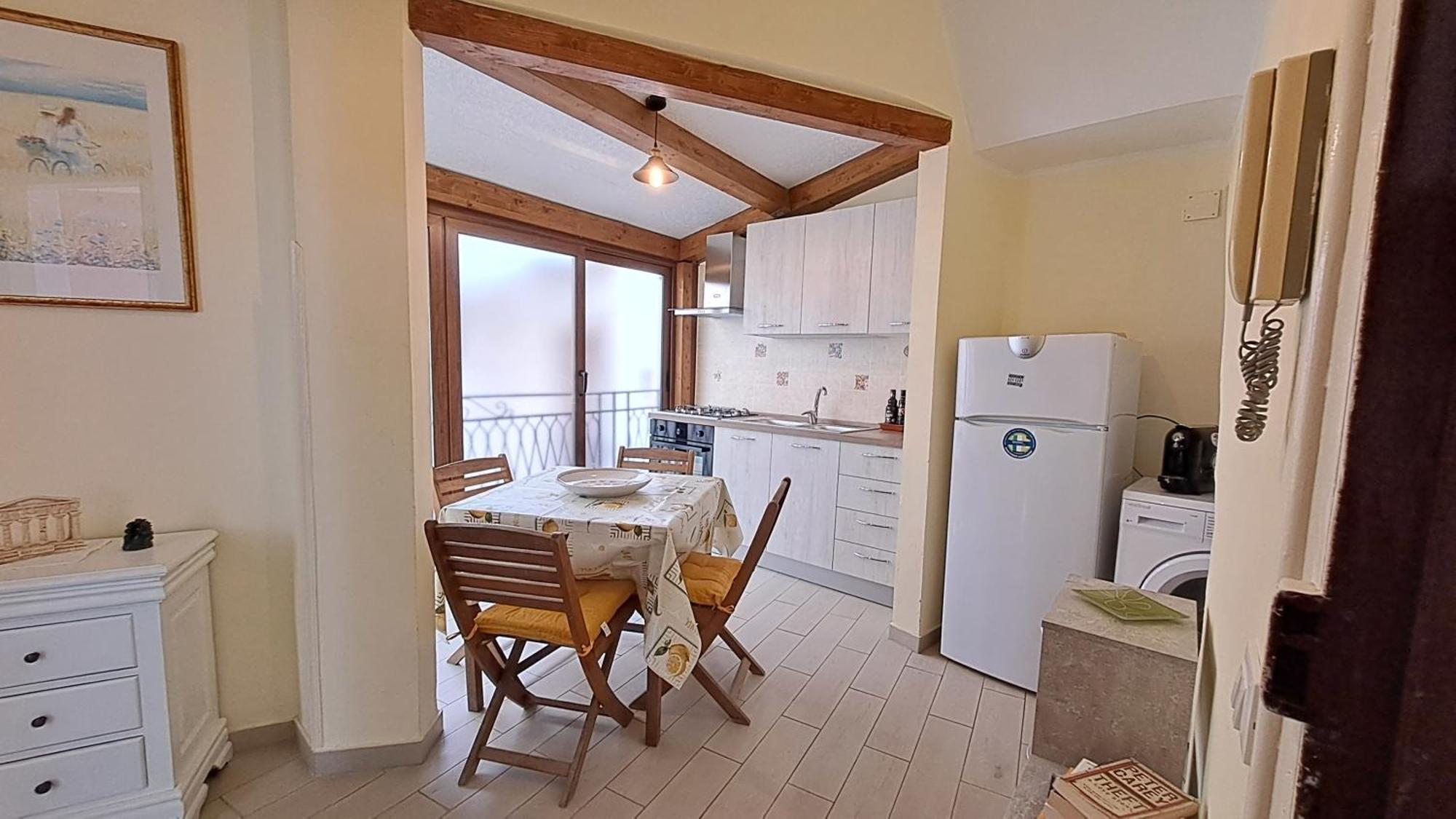 Sky Apartment By Casa In Mente Cefalu Exterior photo